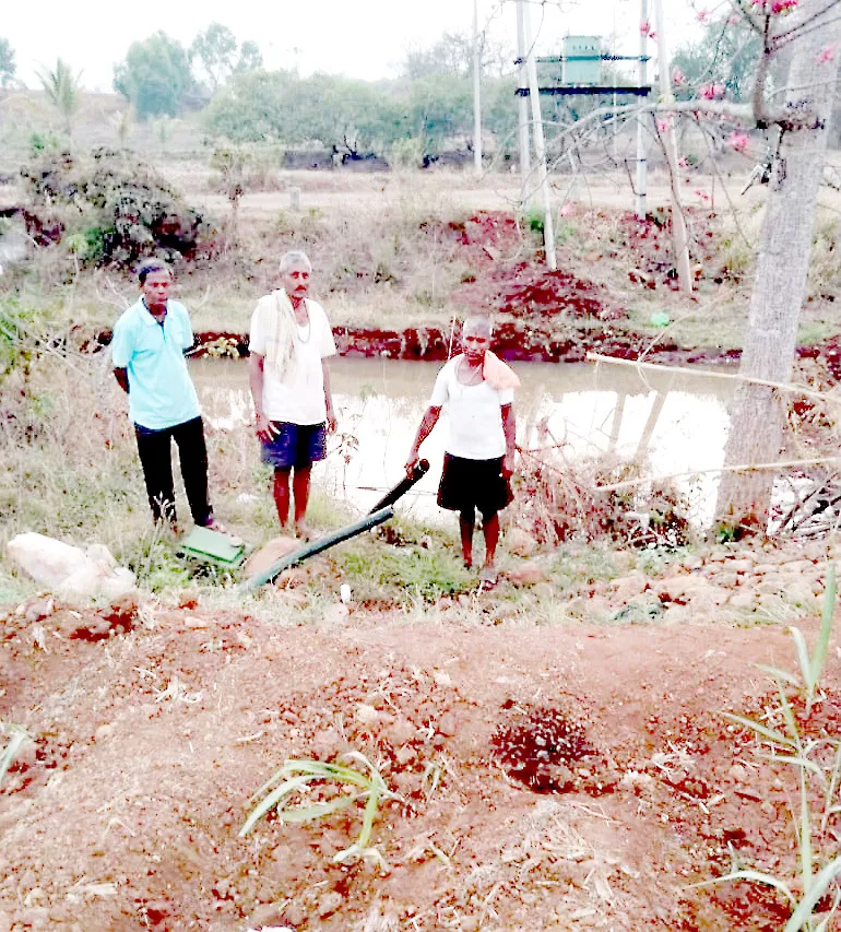 अतिवाड येथे पाण्याचे इंजिन चोरटय़ांनी लांबविले