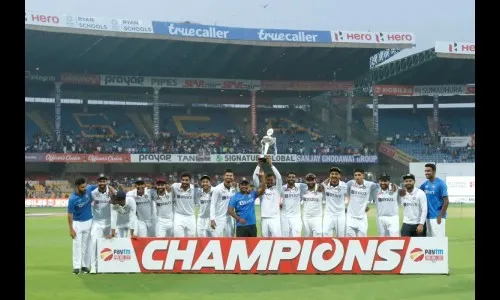 भारताचा श्रीलंकेला 238 धावांनी दणका