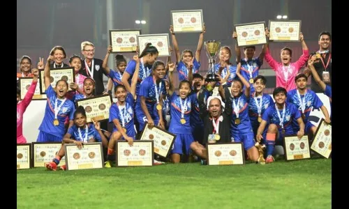 भारतीय महिला फुटबॉल संघाला सॅफचे विजेतेपद