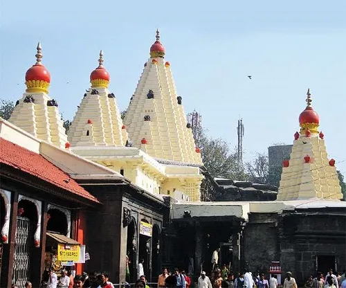 अंबाबाई मंदिर कायद्याचा चेंडू मुख्यमंत्र्यांच्या कोर्टात