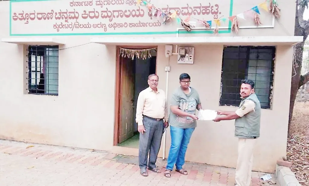 भुतरामहट्टी प्राणीसंग्रहालयातील कासवाला घेतले दत्तक