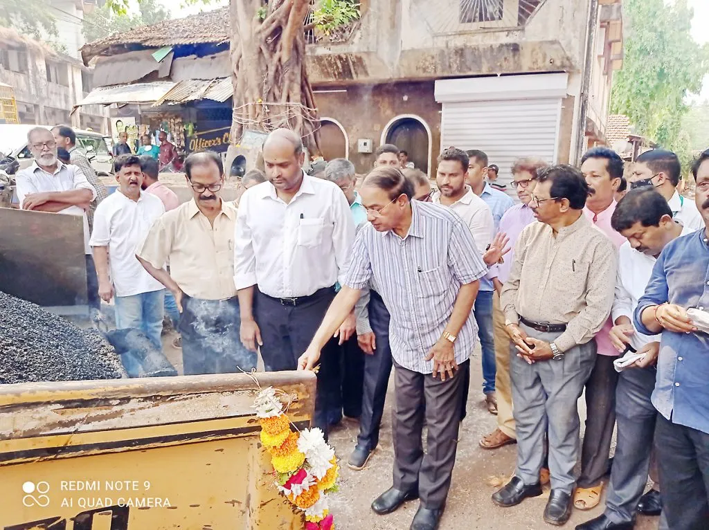 फोंडय़ातील रस्त्यांची दुर्दशा मलनिस्सारण प्रकल्पामुळे