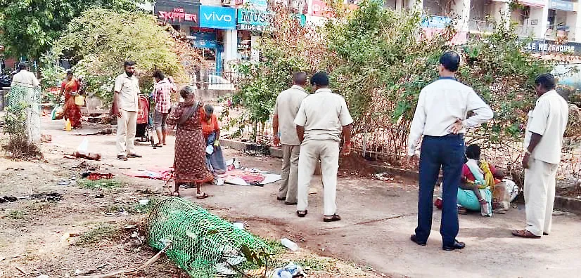 बेकायदा वास्तव्य केलेल्या परप्रांतीयांना हाकलले