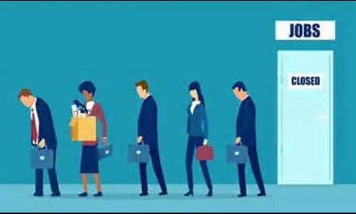 कर्मचारी शोधणार नव्या रोजगाराच्या संधी
