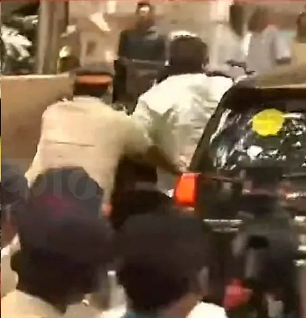 संदीप देशपांडे, संतोष धुरी यांची पोलिसांच्या हातावर तुरी