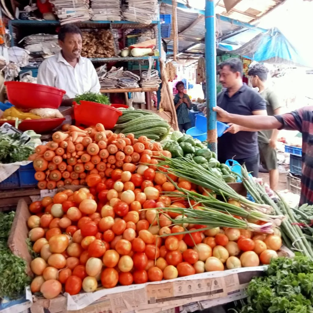 भाज्यांचे दर वाढल्याने सामान्यांचे ‘बजेट’ बिघडले