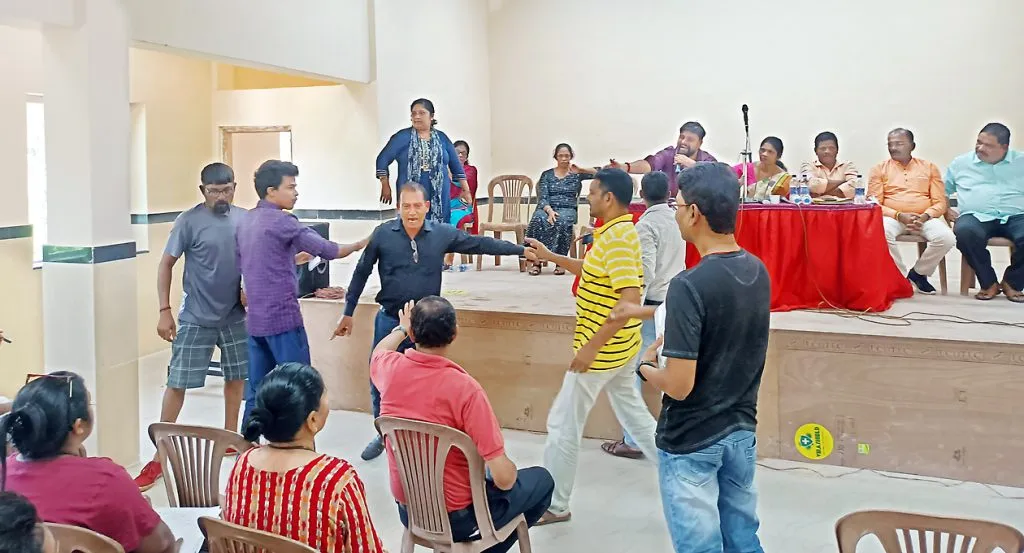 कचरा प्रकल्प, सांडपाण्यावरुन बोरी ग्रामसभा तापली