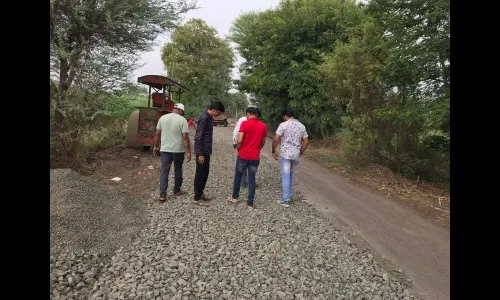 ‘डांबर कम खडी जादा’