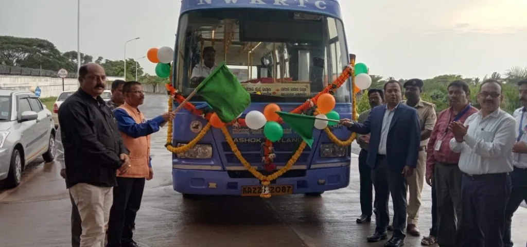 रेल्वेस्थानक ते सांबरा विमानतळ बससेवेला प्रारंभ