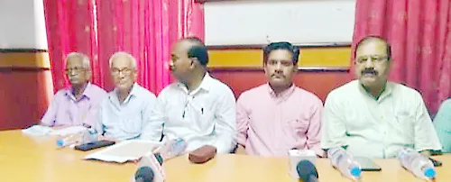 दोन वर्षानंतर लोहिया मैदानावर क्रांती दिन कार्यक्रम