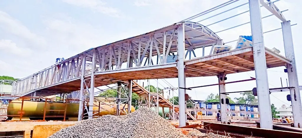 रेल्वे फूट ओव्हरब्रिजचे काम अंतिम टप्प्यात
