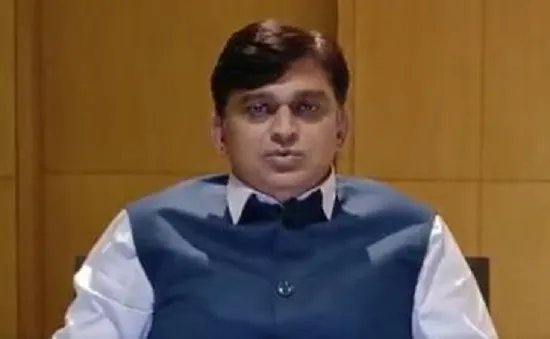 केराची टोपली दाखवून उपमुख्यमंत्र्यांनी…बंडखोर आमदाराचा अजित पवारांवर गंभीर आरोप