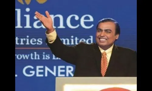 मुकेश अंबानी आशियातील दिग्गज श्रीमंत