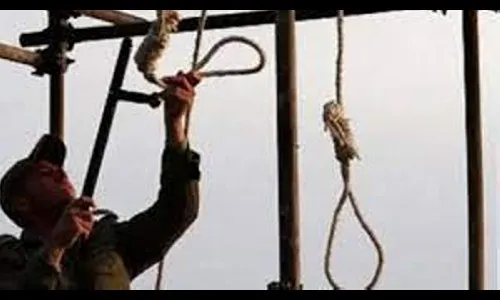 इराणमध्ये एकाचवेळी 12 जणांना मृत्युदंड