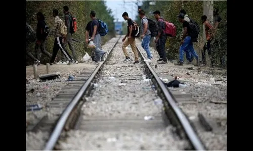 इटलीत 12 पाकिस्तानी दहशतवाद्यांना अटक