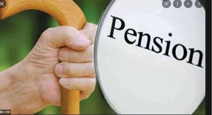 13 thousand government employees benefit from old pension scheme
