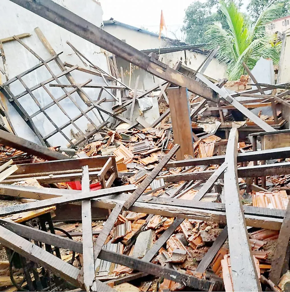 जिल्हय़ातील 457 वर्गखोल्या मोडकळीस