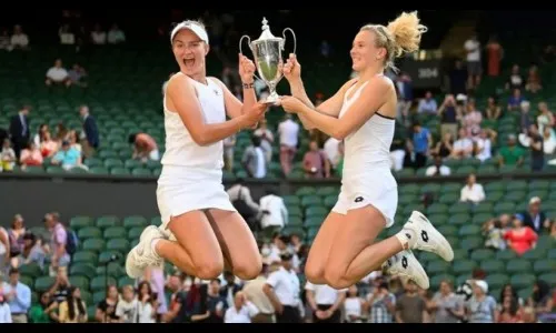 विम्बल्डन महिला दुहेरीत पेसिकोव्हा-सिनियाकोव्हा अजिंक्य