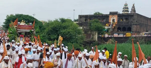 गोपाळकाल्याने आषाढी यात्रेची सांगता