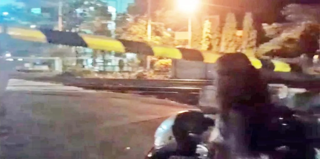 दुसरे रेल्वेगेटच्या दुरुस्तीची गरज