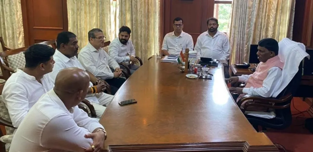 बंड फसले, विसंगती उघड