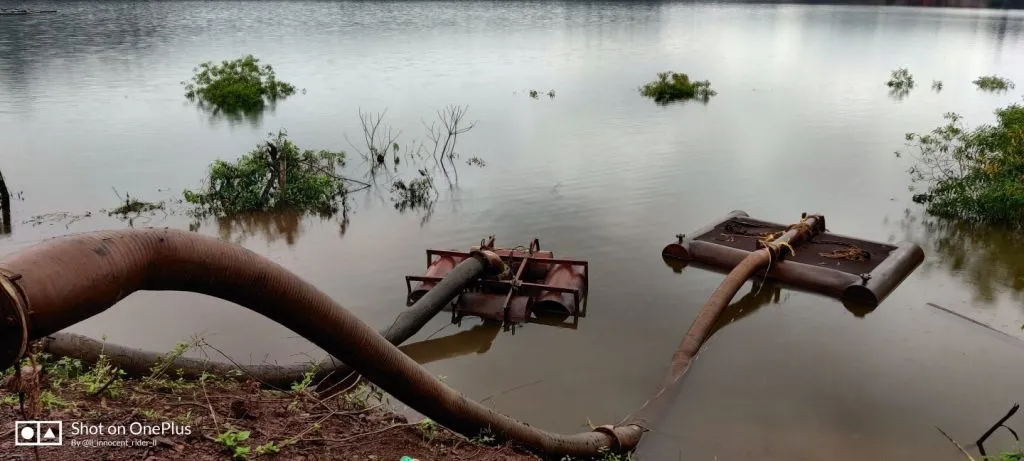 पिसुर्ले खनिज खंदकात पाणी वाढतेय
