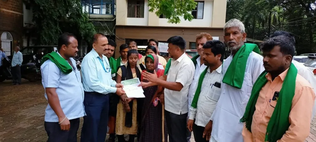 27 घरे कोसळली नुकसान भरपाई दोनच कुटुंबांना