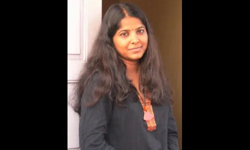 माहितीपटाच्या पोस्टरमुळे दुखावल्या भावना