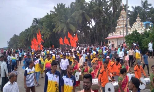 आषाढी एकादशीनिमित्त दांडी येथे भव्यदिंडी