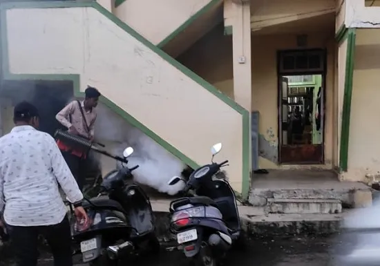 शहरात साथरोगांबाबत जनजागृती; सर्वत्र औषध फवारणी