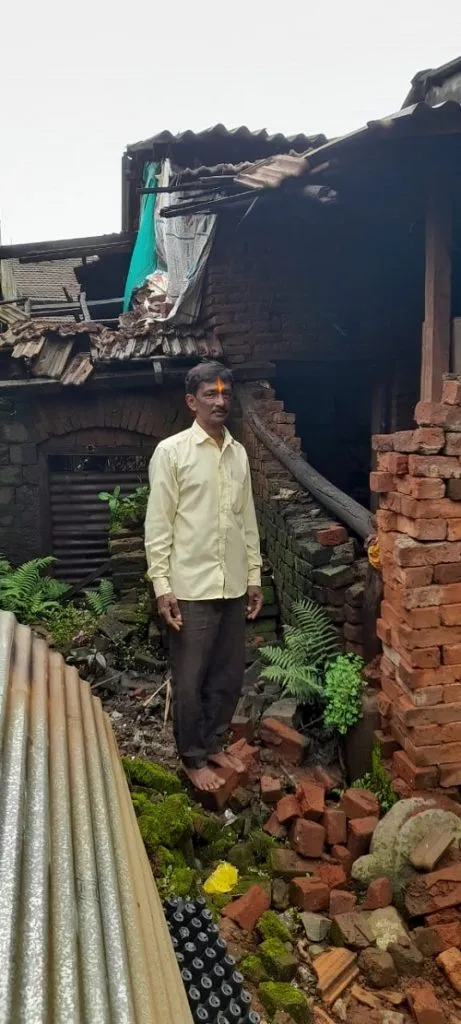 कोगे येथे अतिवृष्टीमुळे घराची झाली पडझड; ७० हजारचे नुकसान