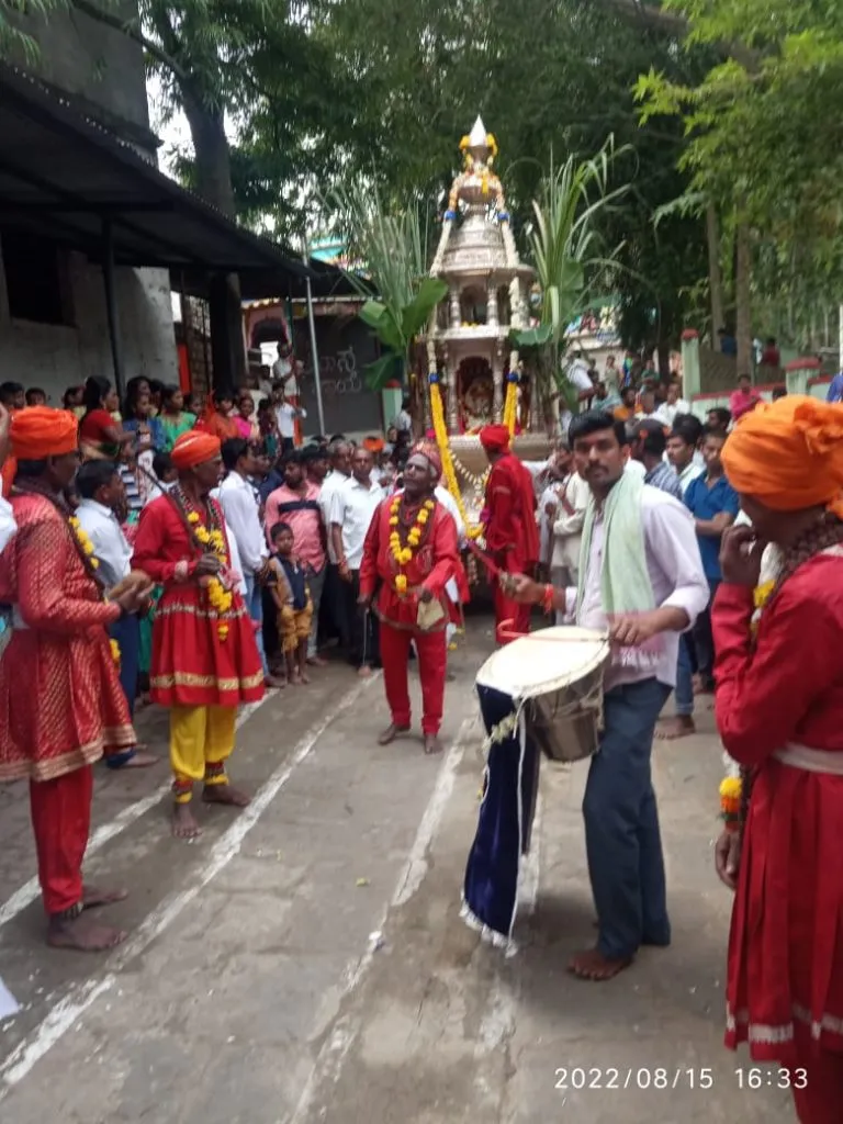 हजारो भाविकांच्या उपस्थितीत पार पडला सोगल रथोत्सव