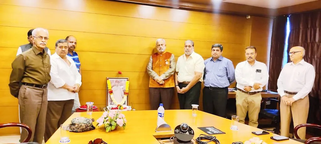 टिळकांच्या आदर्शवत तत्त्वांनुसारच लोकमान्य सोसायटी कार्यरत