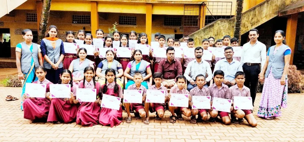 मुतगा न्यू इंग्लिश प्राथमिक शाळेच्या विद्यार्थ्यांचे यश