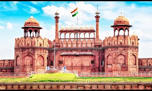 लाल किल्ला परिसर ‘नो काईट फ्लाईंग झोन’