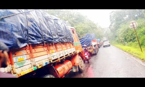 बेळगाव-गोवा वाहतूक पुन्हा आठ तास ठप्प