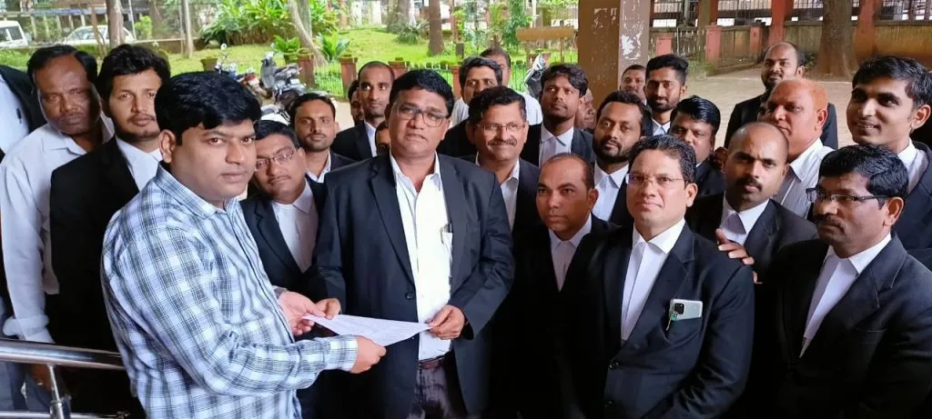 सरकारी वकील पदाच्या परीक्षा पुन्हा घ्या