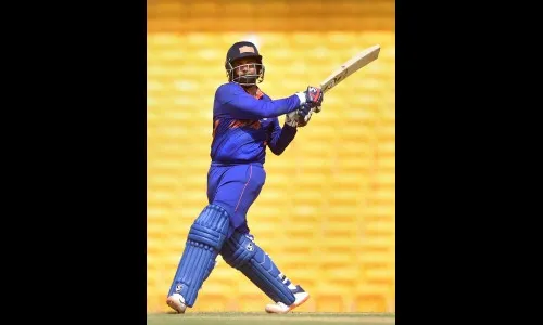 भारत अ च्या विजयामध्ये, शॉचे अर्धशतक, कुलदीपची हॅट्ट्रीक