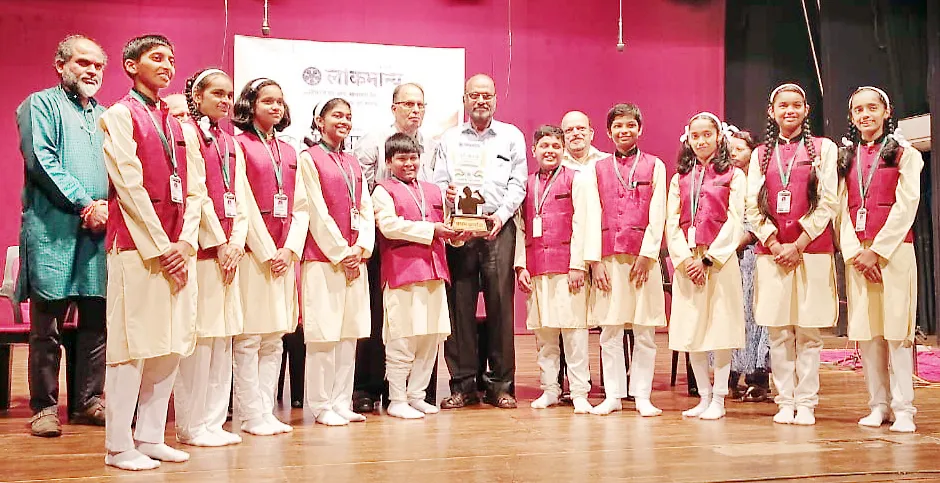 ‘लोकमान्य’च्या गीतगायन स्पर्धेत सर्वोदय हायस्कूल प्रथम