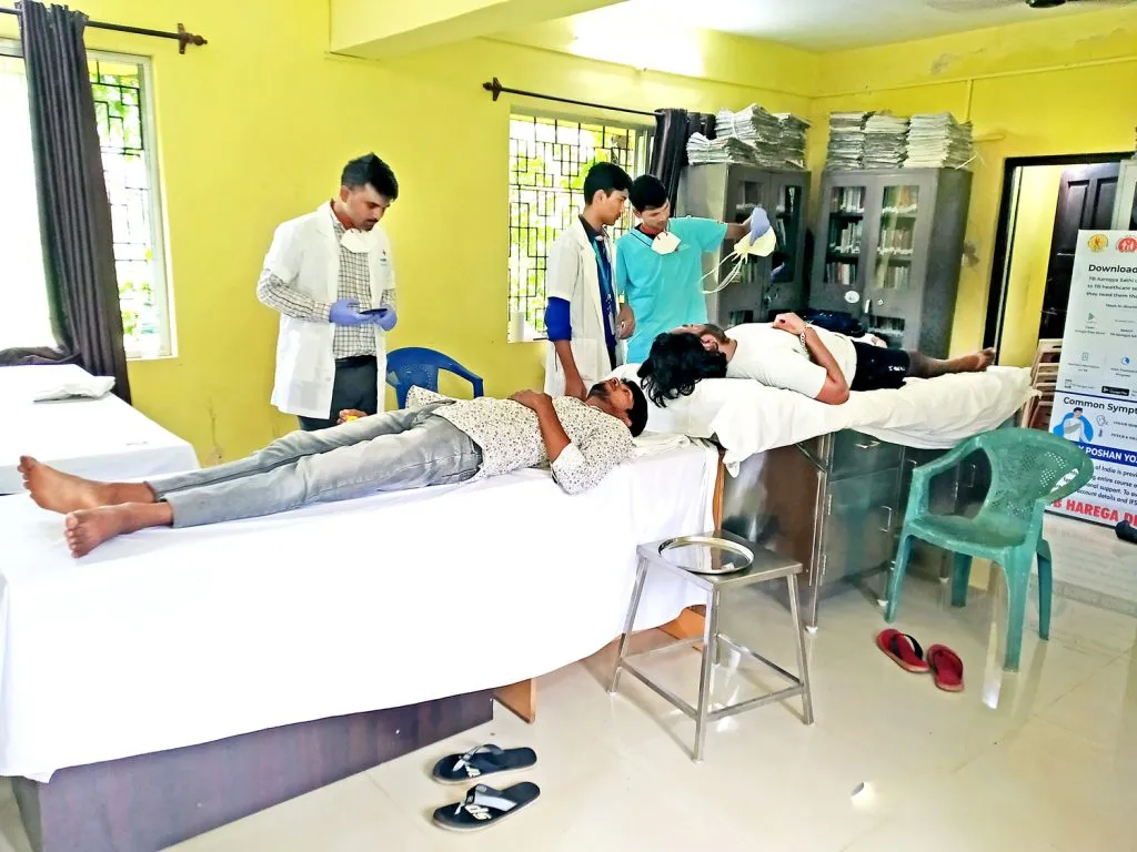 कामुर्लीत 40 रक्तदात्यांनी केले रक्तदान