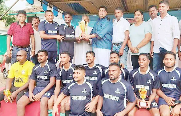 एजे कुंबोर्डाला शेपर्ड 2022 फुटबॉल स्पर्धेचे जेतेपद