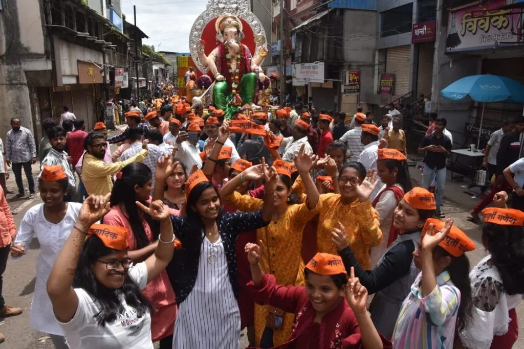 जे जे चांगले ते ते कोल्हापुरी