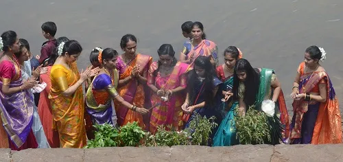 घागर घुमु दे..घुमु दे …