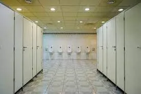 गर्दीच्या ठिकाणी महिला स्वच्छतागृहे वाढवण्याची गरज