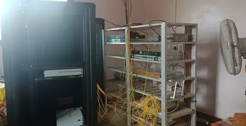 कुंभोज परिसरात वीज पडून मोबाईल टॉवर, विद्युत उपकरणांचे लाखोंचे नुकसान