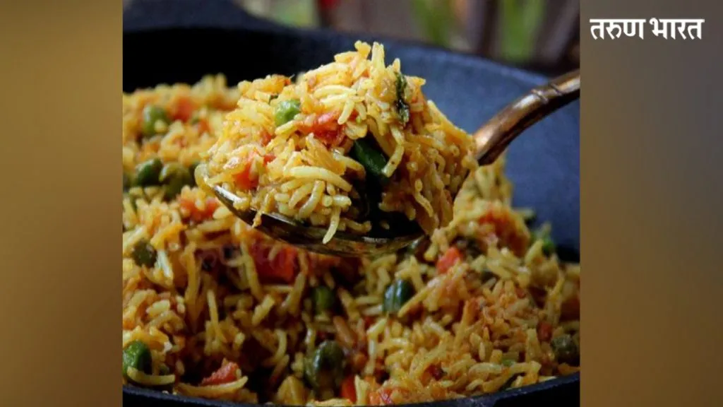 चटपटीत आणि झटपट होणारा तवा पुलाव