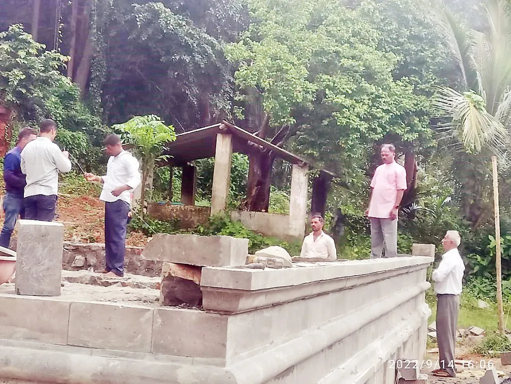 बेती श्री स्वामी समर्थ मंदिराचे काम युद्धपातळीवर