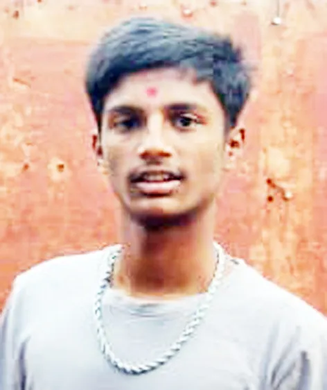 शालेय विद्यार्थ्याचा भीषण खून