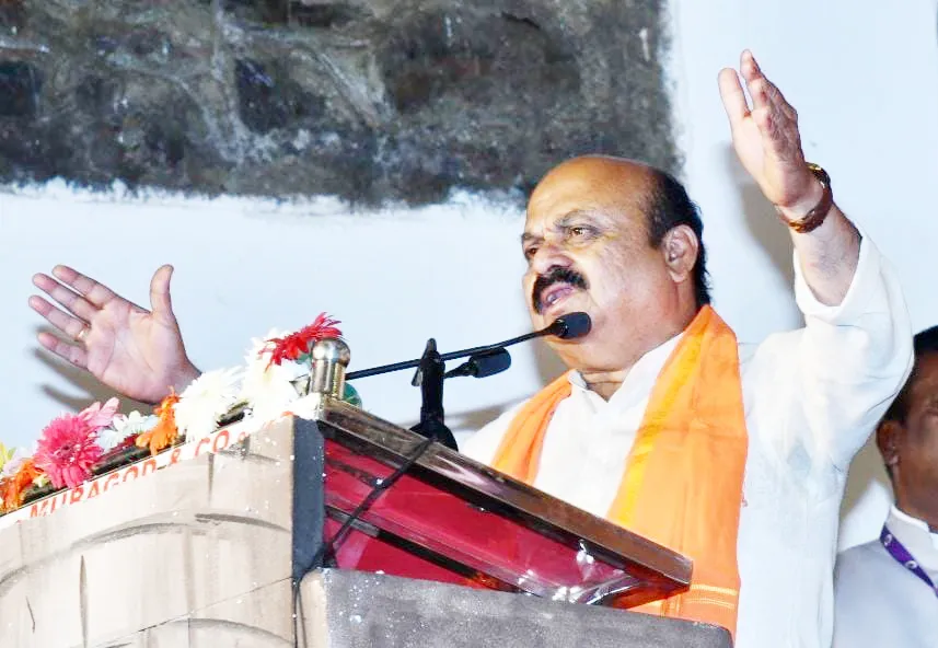 वीरराणी कित्तूर चन्नम्मांचे योगदान अविस्मरणीय