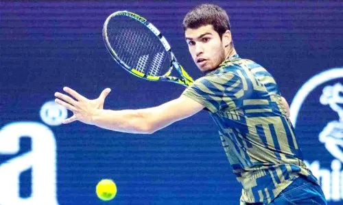 स्विस टेनिस स्पर्धेत ऍल्कारेझची विजयी सलामी